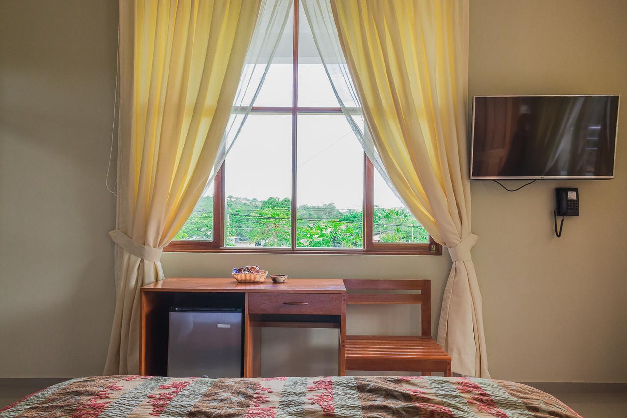 La Floresta Tarapoto Hostal Extérieur photo